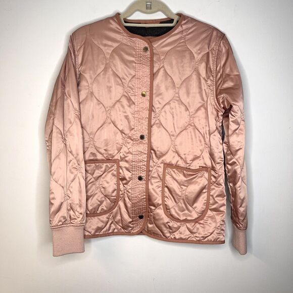 Abercrombie Fitch Pink Satin Quilted Bomber Jacket Fleece Lined size small - Picture 1 of 8